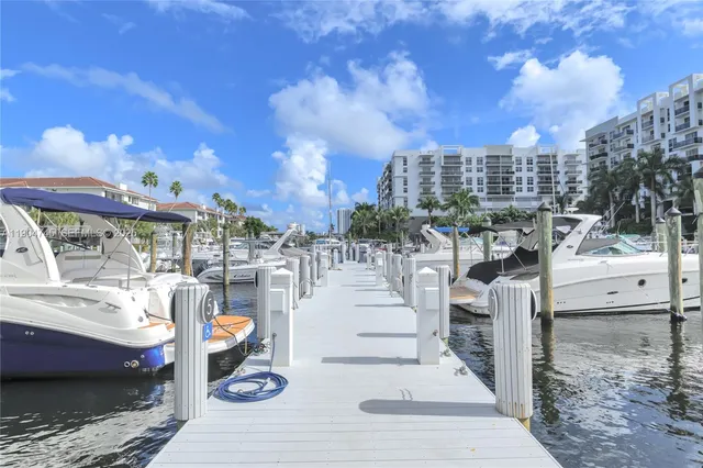 $2,400 | 3200 Port Royale Drive North, Unit 1210, Fort Lauderdale, FL 33308