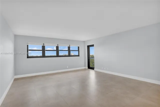 $2,400 | 3200 Port Royale Drive North, Unit 1210, Fort Lauderdale, FL 33308