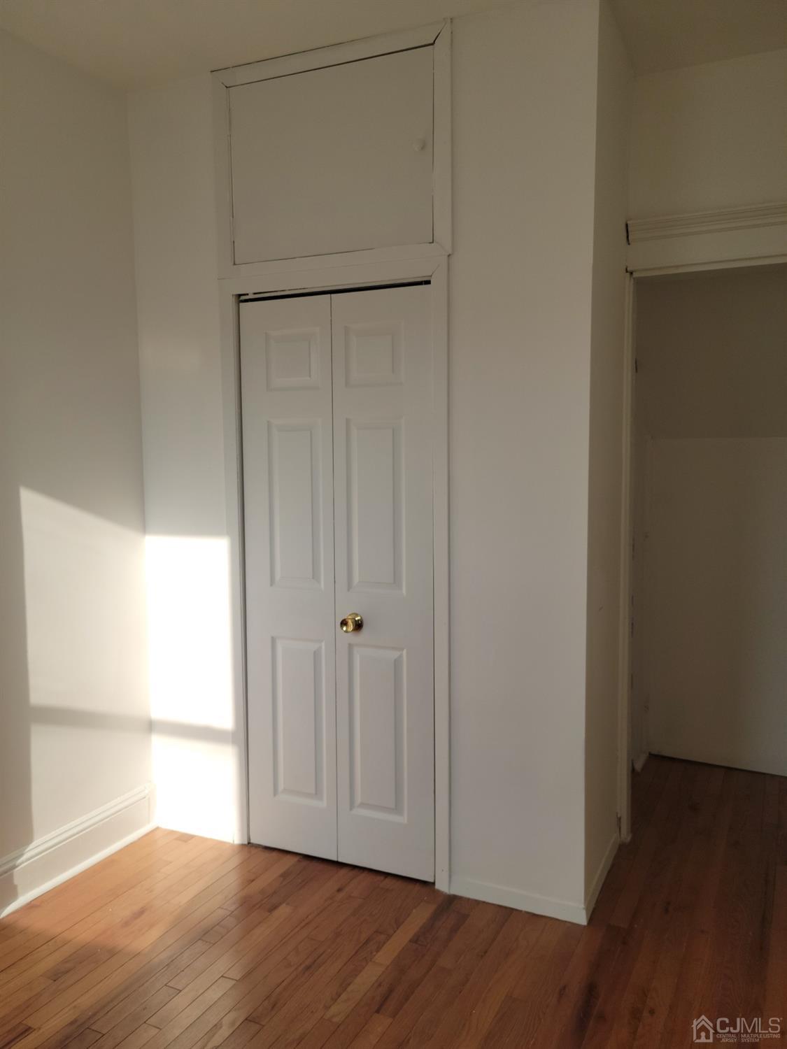 342 Maple Street Perth Amboy, NJ 08861 - Photo 8 of 12