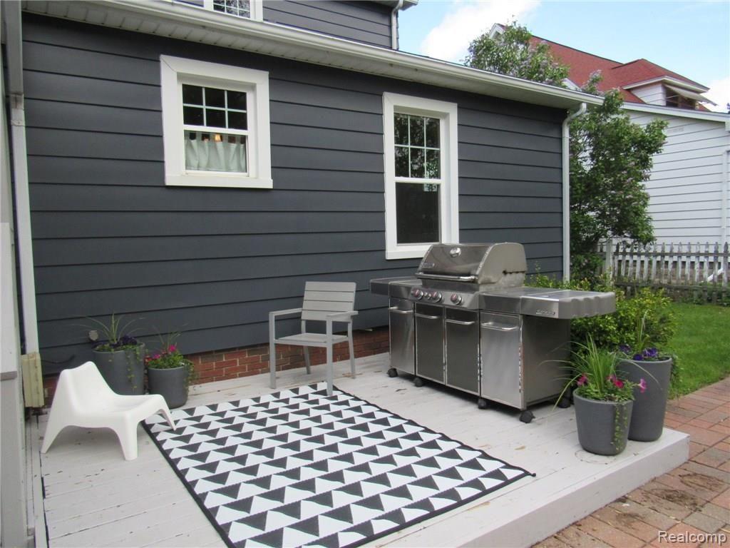 415 South Center Street Howell, MI 48843 - Photo 6 of 34 IMG_0104.JPG