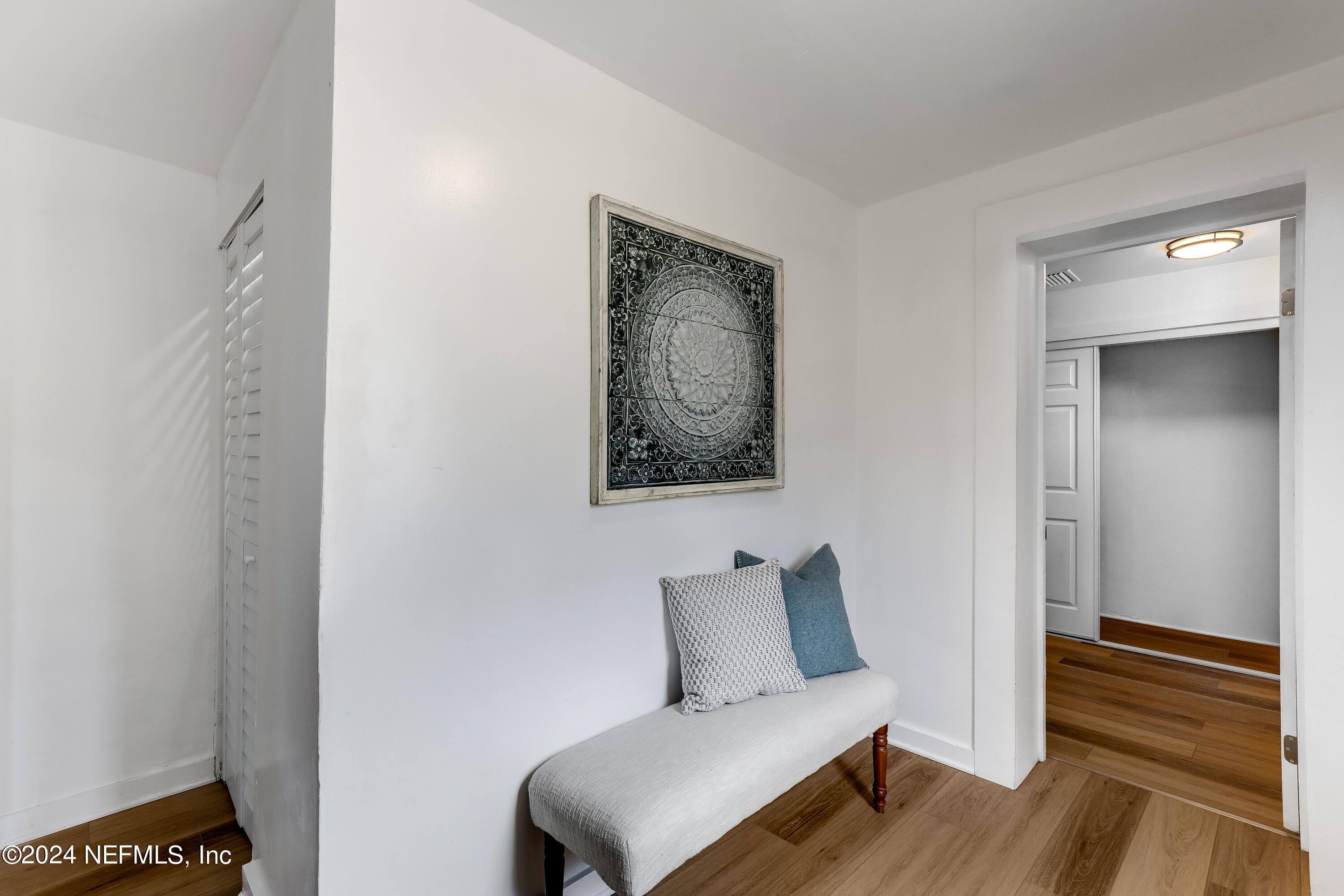 150 Sapelo Road Jacksonville, FL 32216 - Photo 9 of 28 08 Foyer