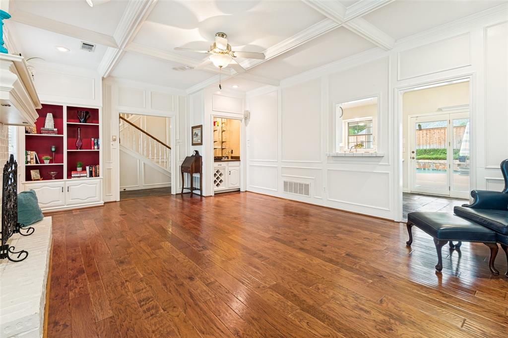 2926 Roaring Springs Road Grapevine, TX 76051 - Photo 6 of 30