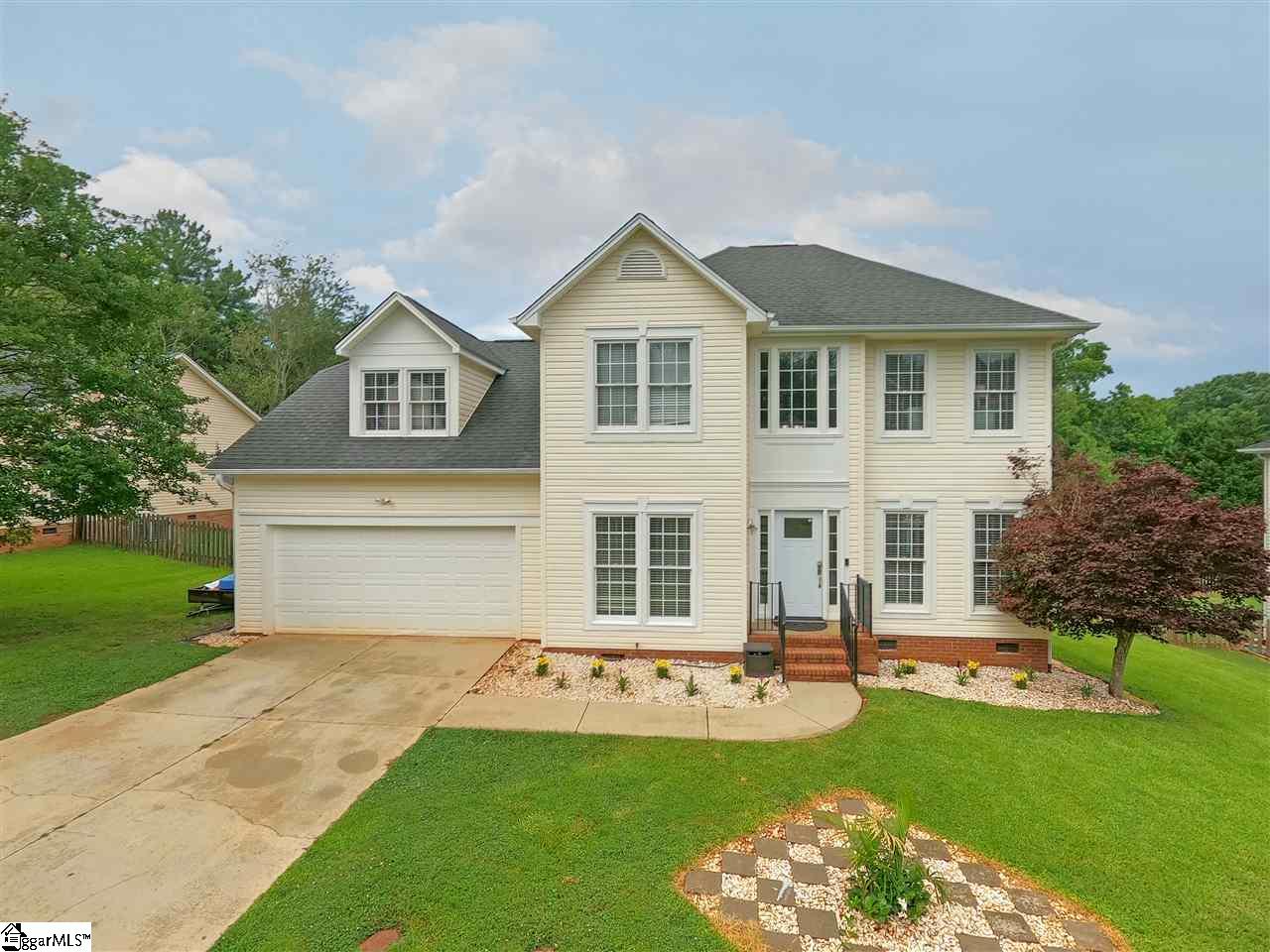 105 Fawn Ridge Way Mauldin, SC 29662 - Photo 4 of 36 Gallery Image 4