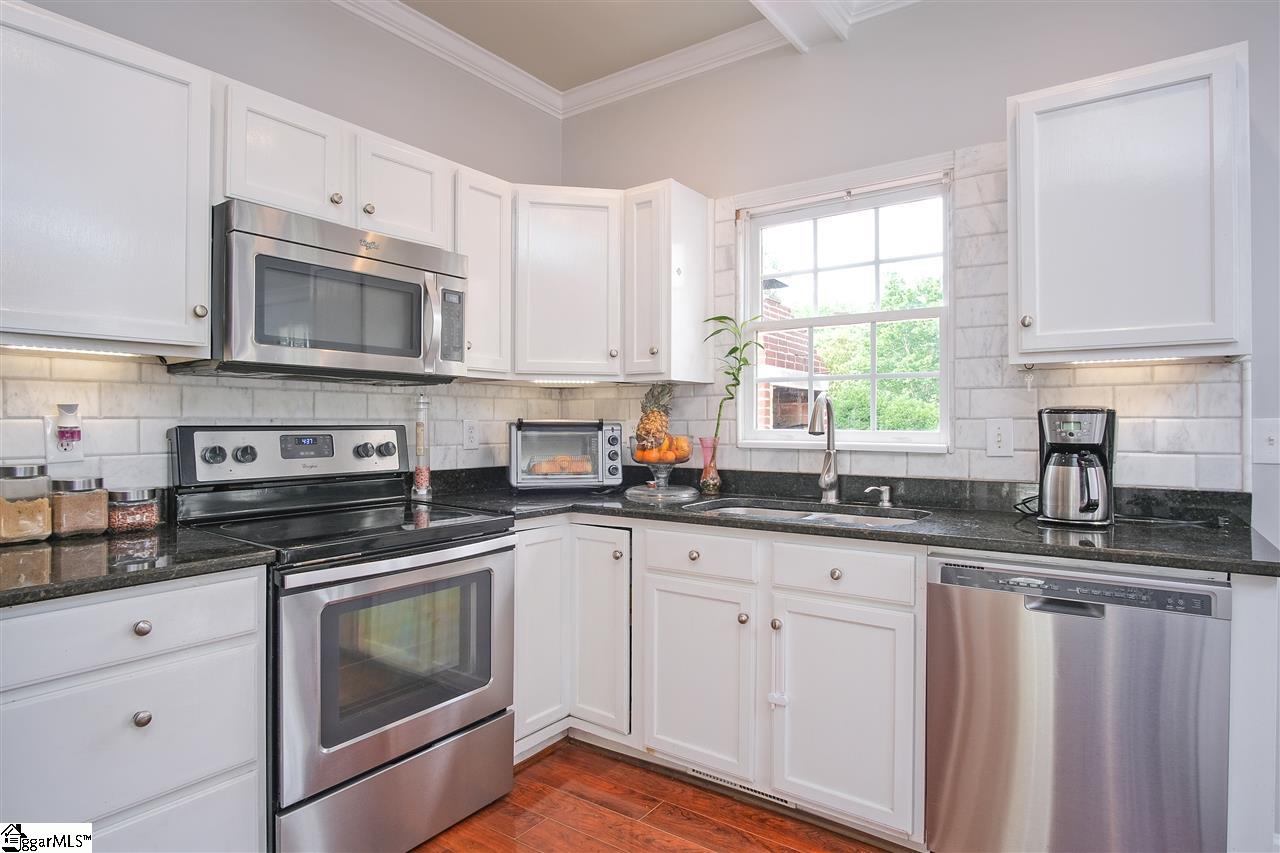 105 Fawn Ridge Way Mauldin, SC 29662 - Photo 8 of 36 Gallery Image 8