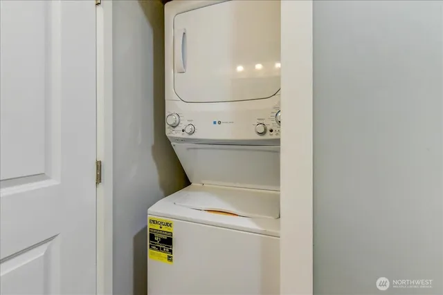 $420,000 | 10826 Northeast 148th Lane, Unit H201, Bothell, WA 98011