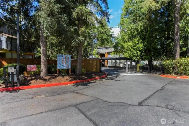 $420,000 | 10826 Northeast 148th Lane, Unit H201, Bothell, WA 98011