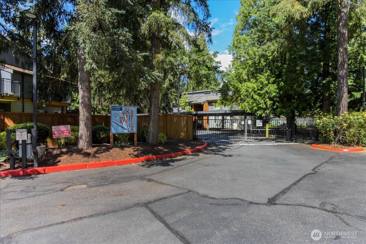 10826 Northeast 148th Lane, Unit H201 Bothell, WA 98011 - Photo 2 of 20