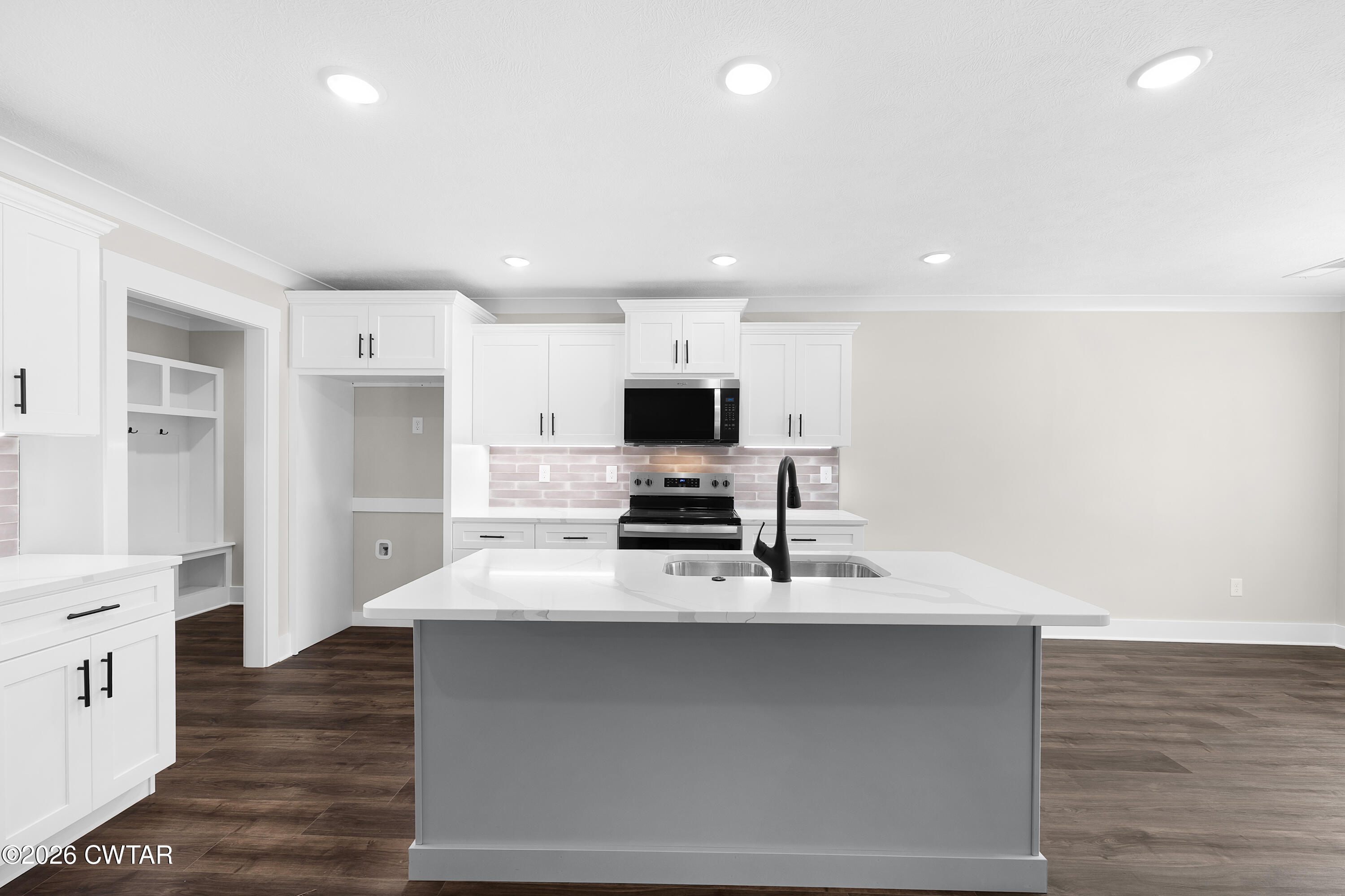446 Fairway Boulevard Jackson, TN 38305 - Photo 8 of 20 Kitchen