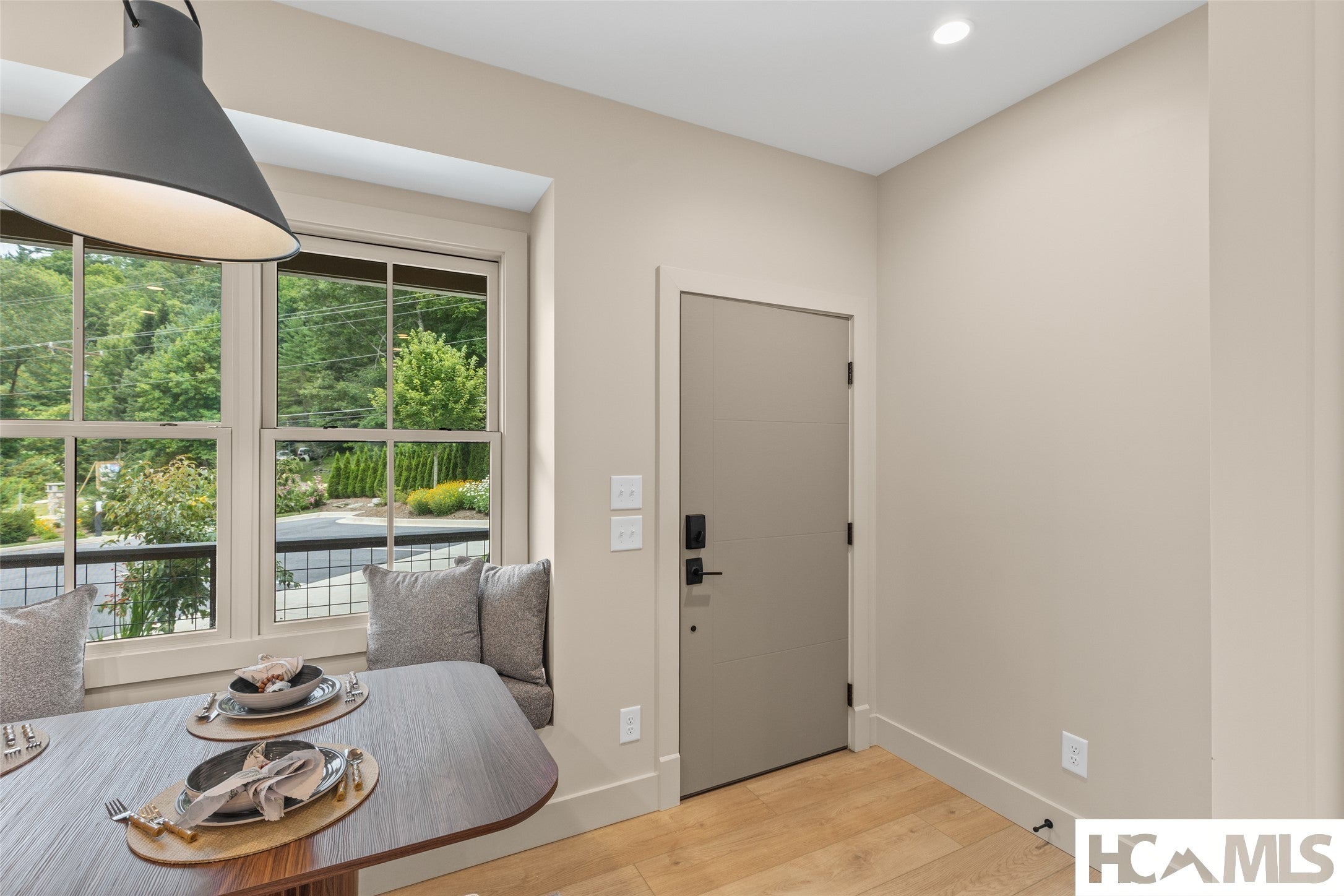 1077 B Hicks Road, Unit 2 Highlands, NC 28741 - Photo 5 of 30 Gallery Image 5
