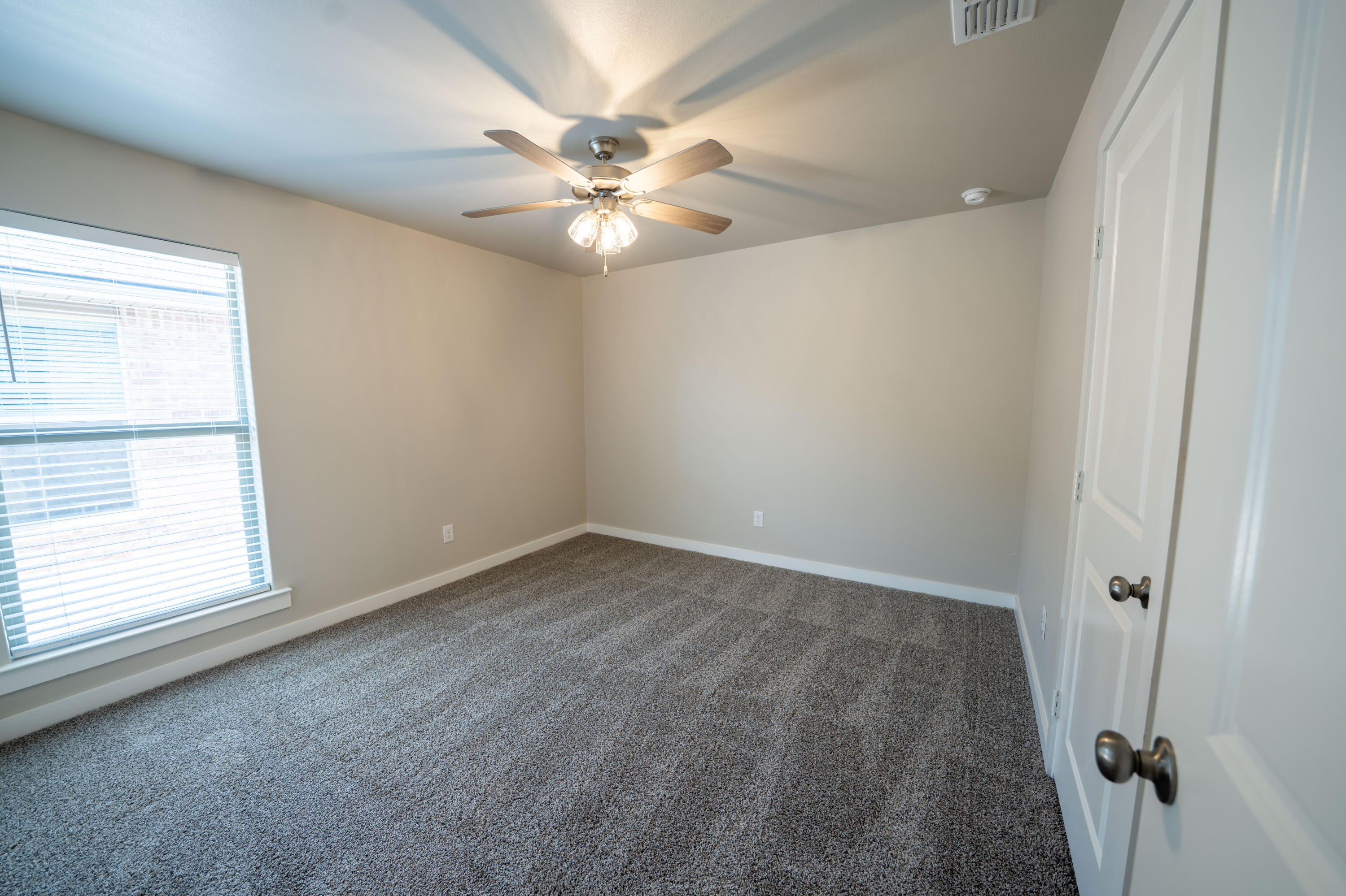 13708 Avenue R Lubbock, TX 79423 - Photo 34 of 43 13708 Ave R-28