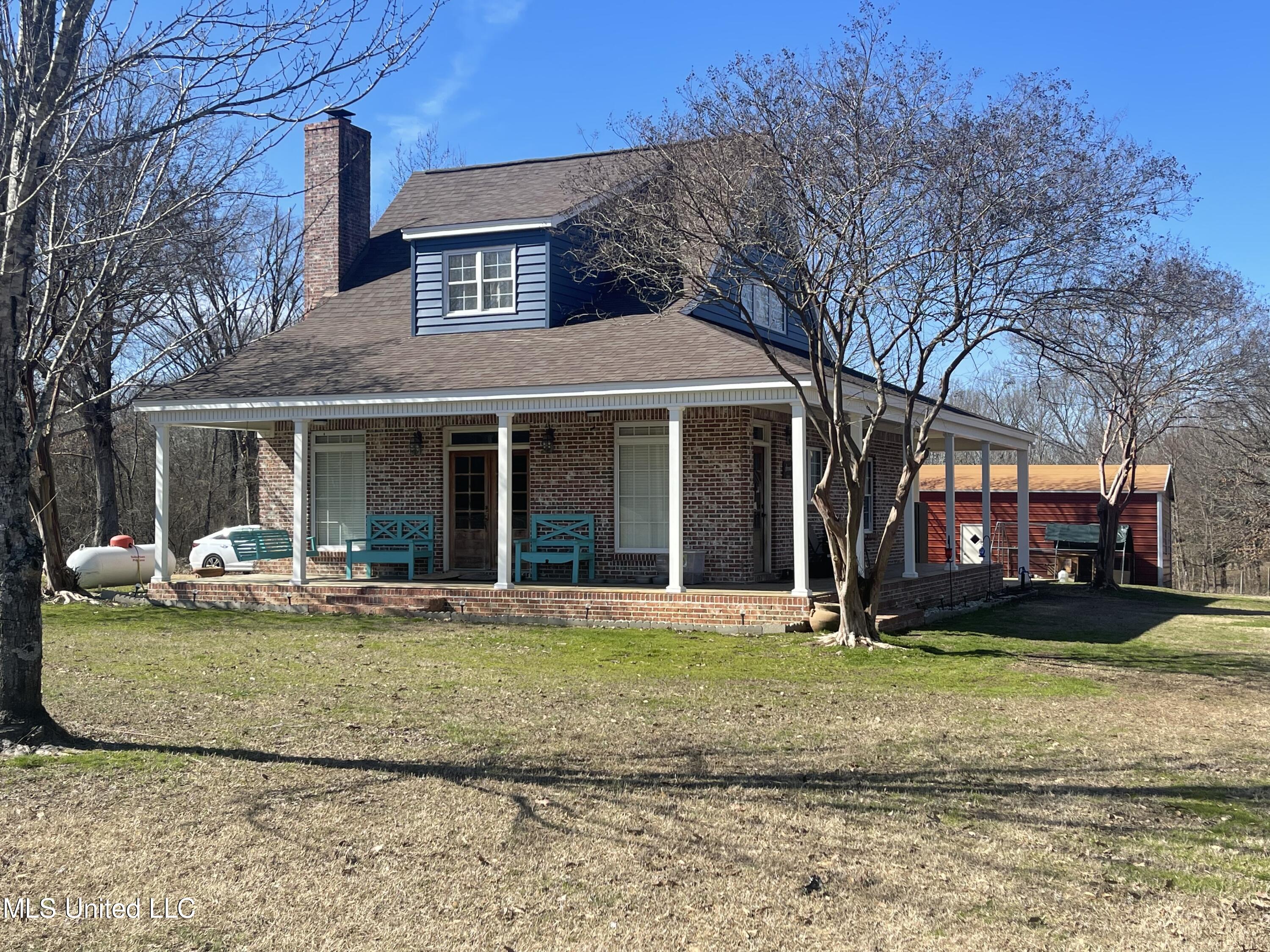 2844 Lyles Road Senatobia, MS 38668 - Photo 4 of 38 EB486309-CEB7-45FF-867C-C0879E1ECC9B