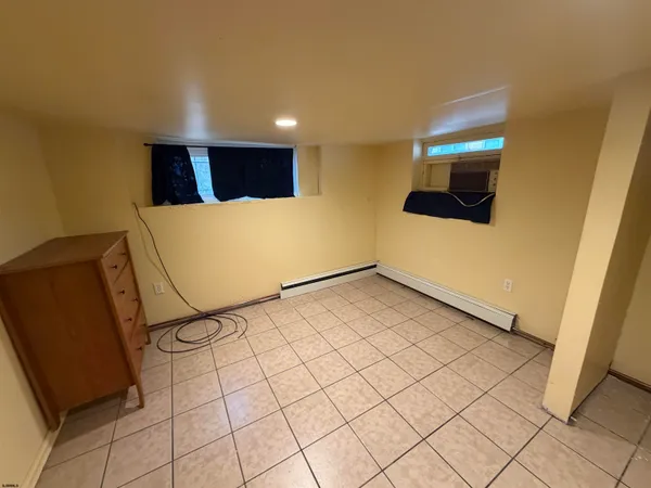 $1,200 | 15 North Windsor Avenue, Unit 1, Atlantic City, NJ 08401