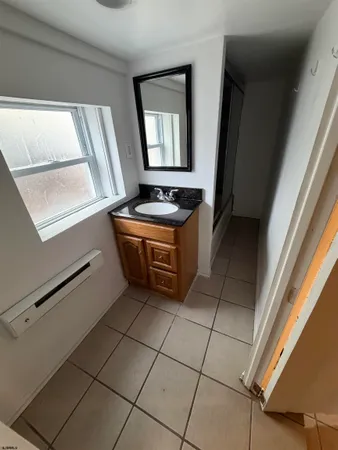 $1,200 | 15 North Windsor Avenue, Unit 1, Atlantic City, NJ 08401