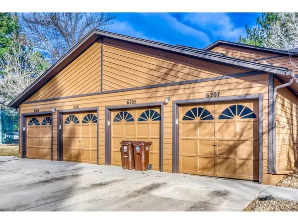 $375,000 | 6201 Willow Lane, Boulder, CO 80301