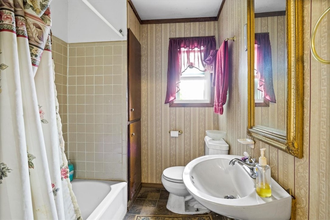 154 Goodburlet Road Henrietta, NY 14467 - Photo 16 of 31