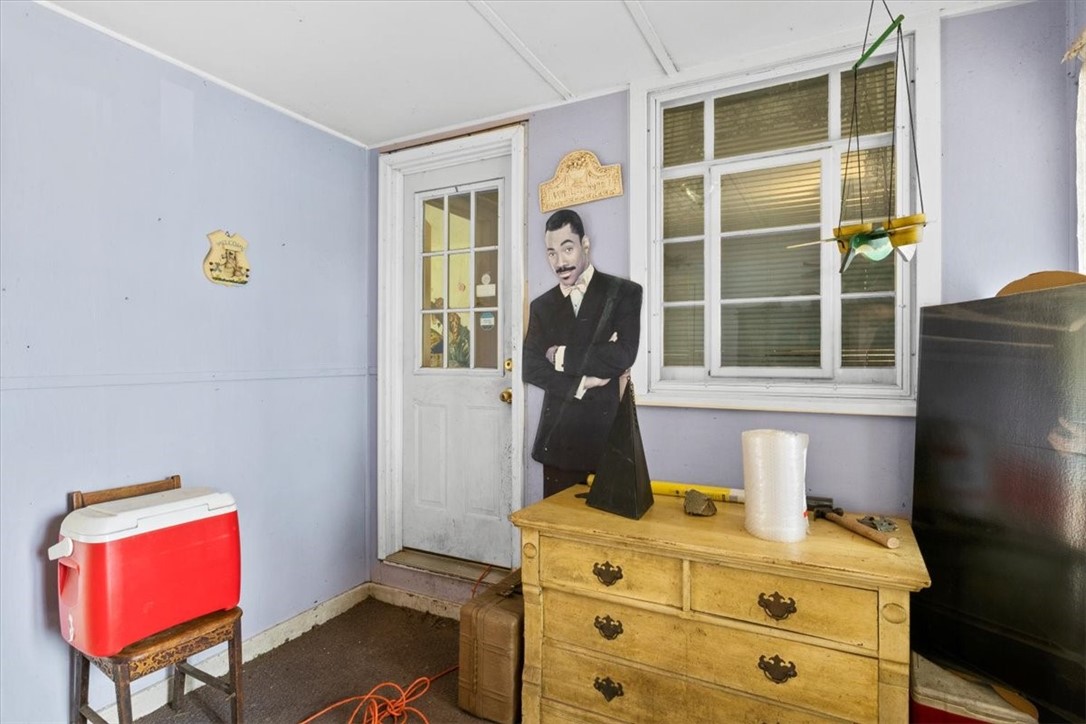 154 Goodburlet Road Henrietta, NY 14467 - Photo 3 of 31