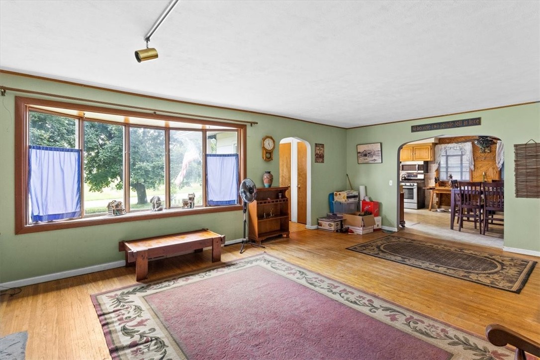 154 Goodburlet Road Henrietta, NY 14467 - Photo 8 of 31