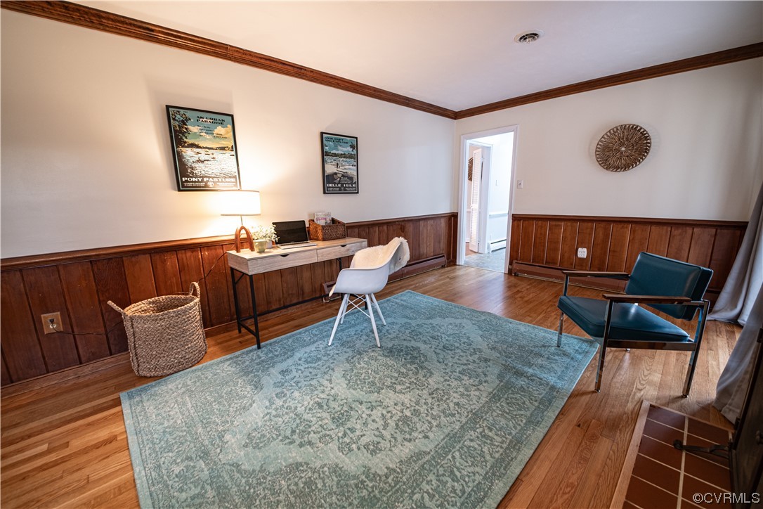10201 Glendye Road Richmond, VA 23235 - Photo 28 of 50 a living room with furniture and wooden floor
