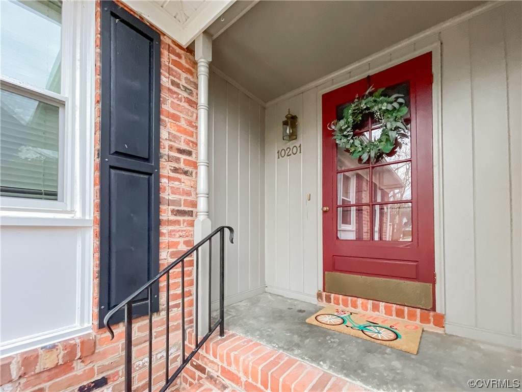 10201 Glendye Road Richmond, VA 23235 - Photo 4 of 50 a view of front door of a house