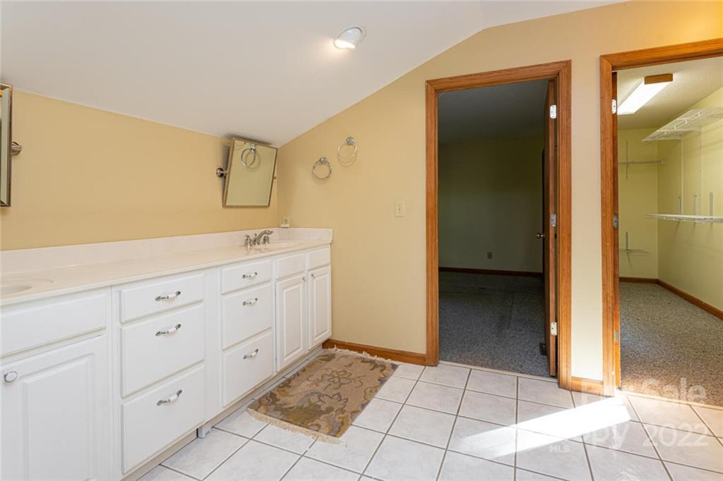 35 Spring Lane Fairview, NC 28730 - Photo 36 of 48 Gallery Image 36