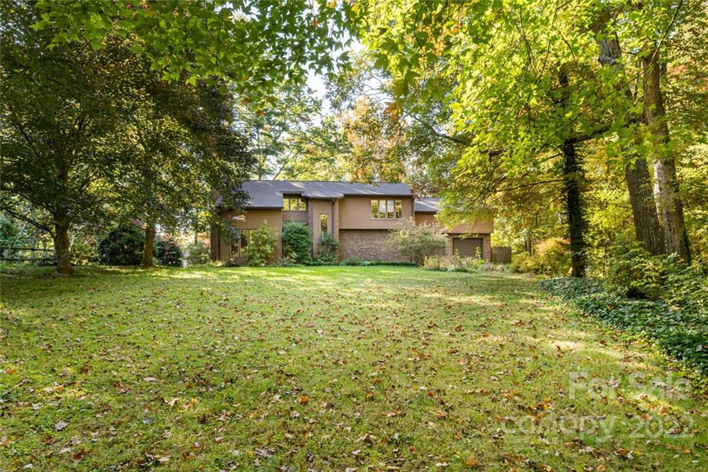 35 Spring Lane Fairview, NC 28730 - Photo 4 of 48 Gallery Image 4
