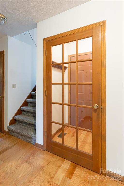 35 Spring Lane Fairview, NC 28730 - Photo 6 of 48 Gallery Image 6