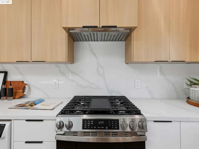 $889,000 | 1612 Carleton Street, Berkeley, CA 94703