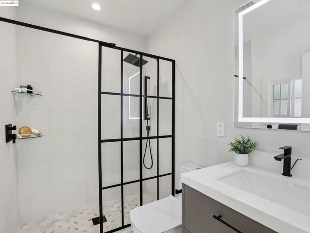 $889,000 | 1612 Carleton Street, Berkeley, CA 94703