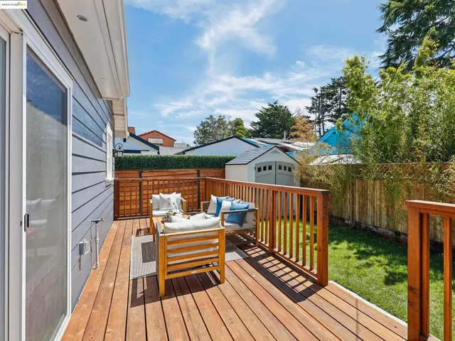 $889,000 | 1612 Carleton Street, Berkeley, CA 94703