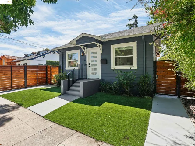 $889,000 | 1612 Carleton Street, Berkeley, CA 94703