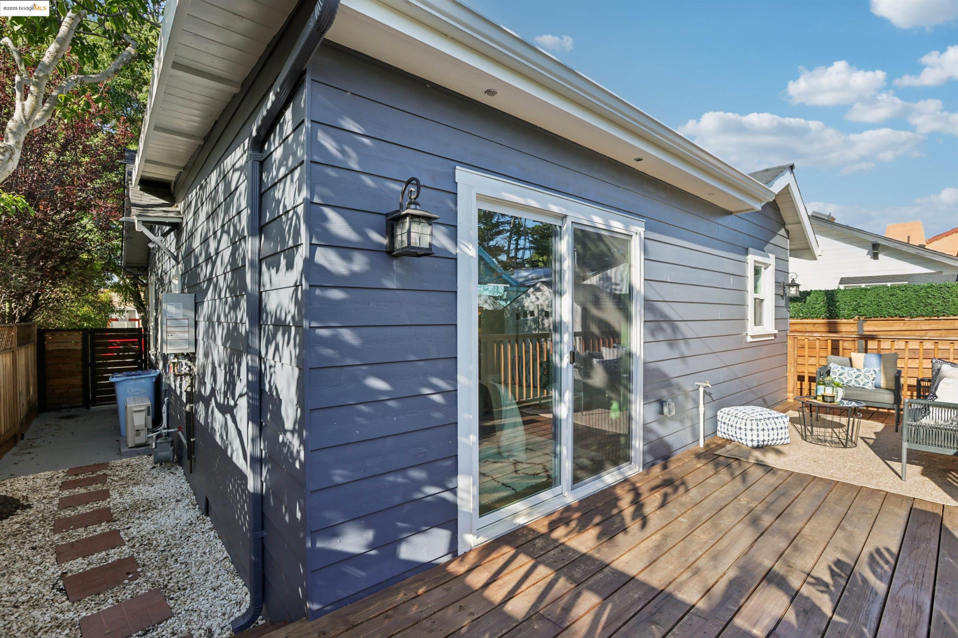 1612 Carleton Street Berkeley, CA 94703 - Photo 33 of 35 a view of a house with backyard and porch