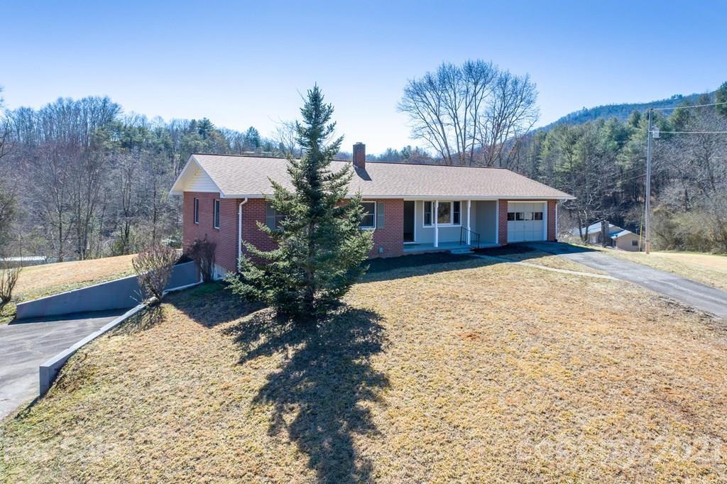 135 Monroe Buchanan Road Sylva, NC 28779 - Photo 1 of 42 Gallery Image 1