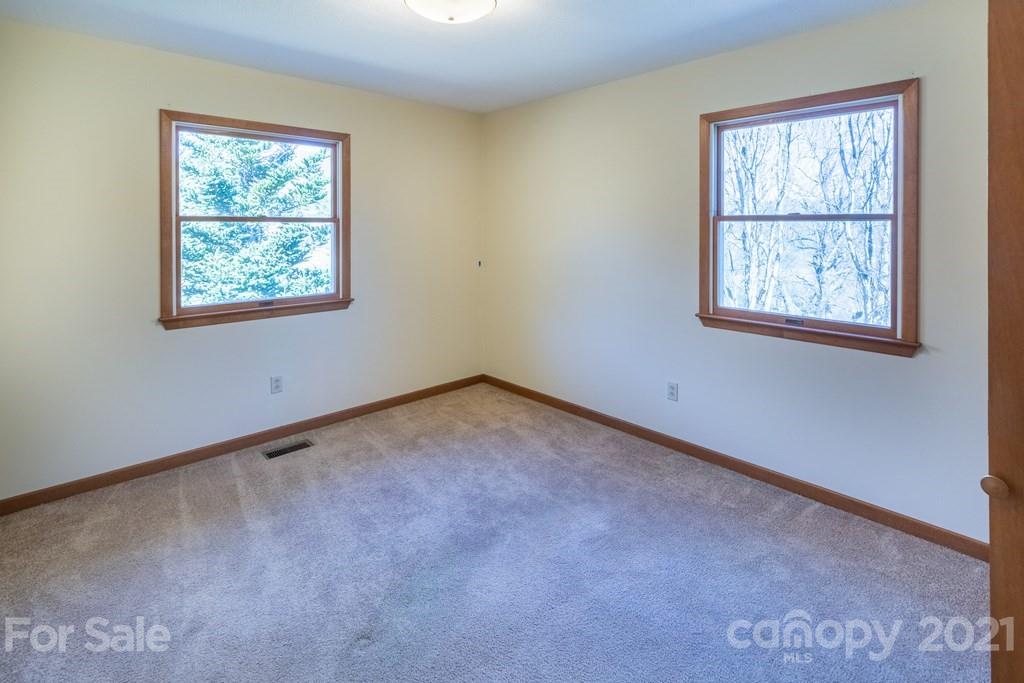 135 Monroe Buchanan Road Sylva, NC 28779 - Photo 12 of 42 Gallery Image 12