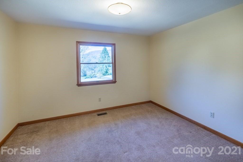 135 Monroe Buchanan Road Sylva, NC 28779 - Photo 13 of 42 Gallery Image 13
