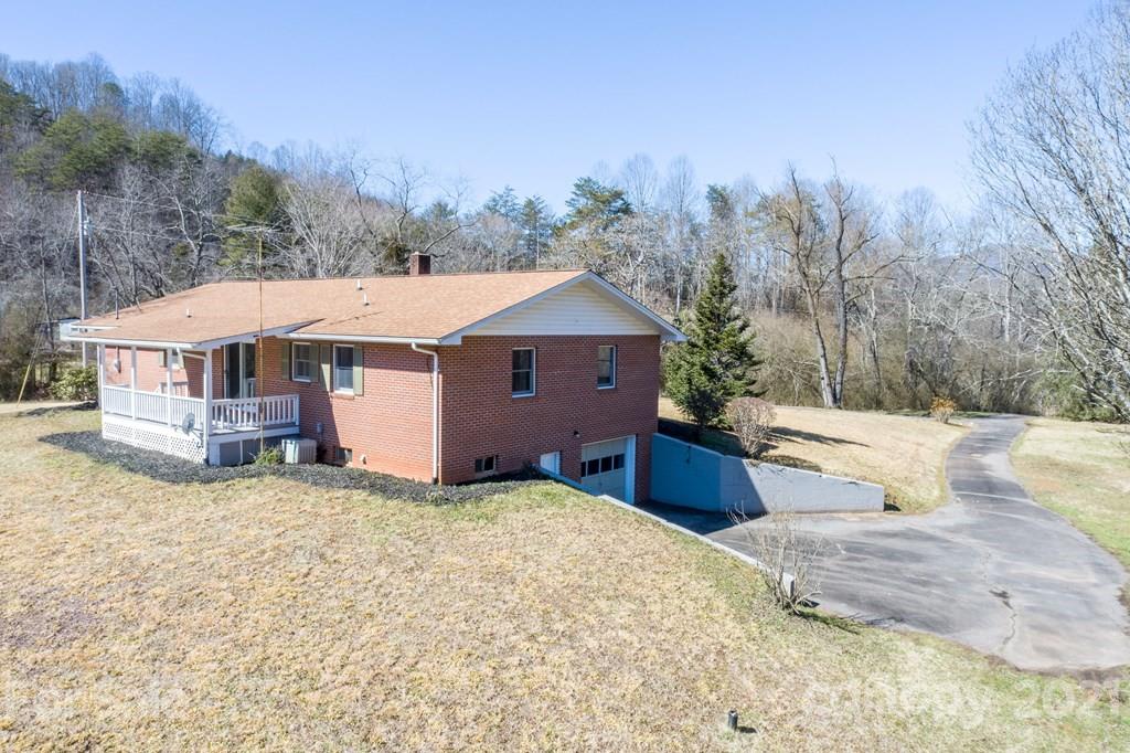 135 Monroe Buchanan Road Sylva, NC 28779 - Photo 19 of 42 Gallery Image 19