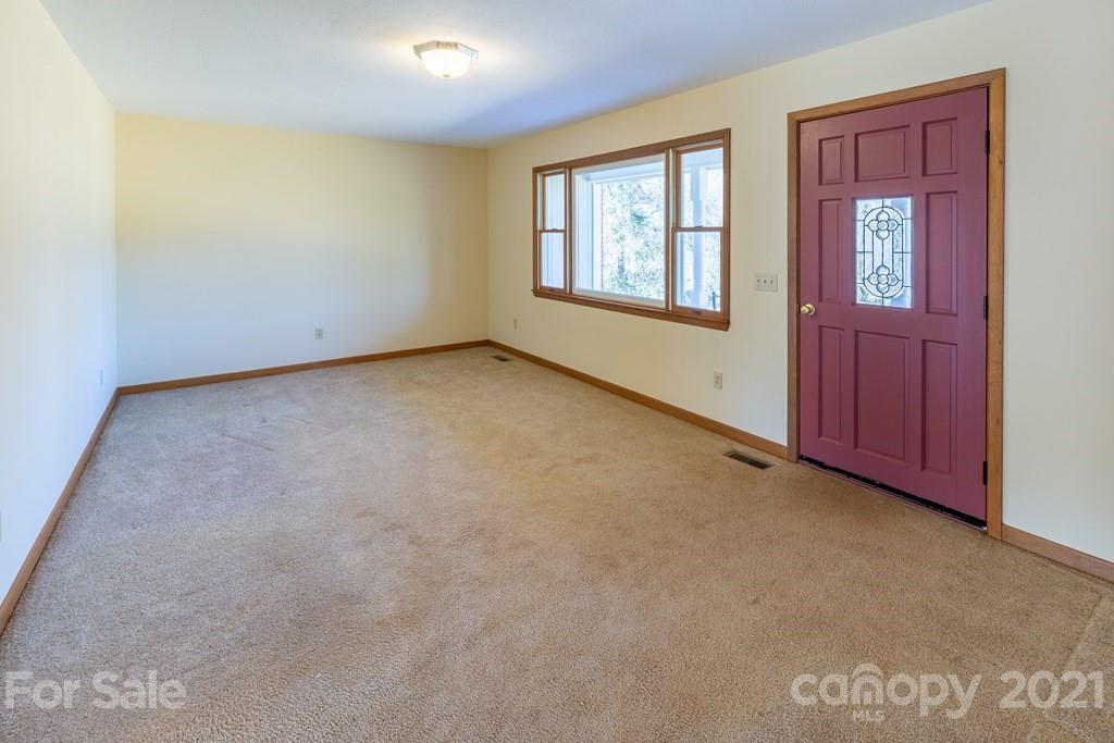 135 Monroe Buchanan Road Sylva, NC 28779 - Photo 3 of 42 Gallery Image 3