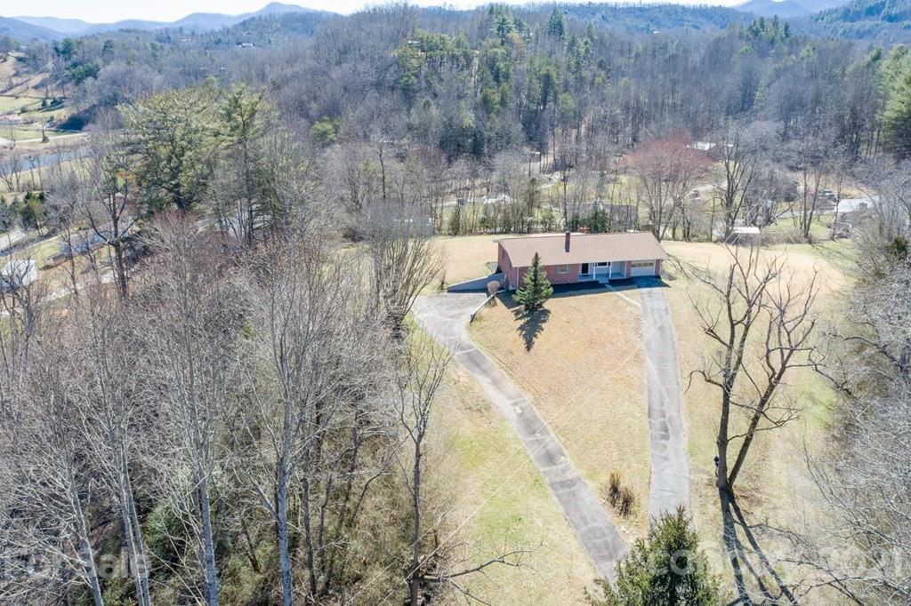 135 Monroe Buchanan Road Sylva, NC 28779 - Photo 25 of 42 Gallery Image 25