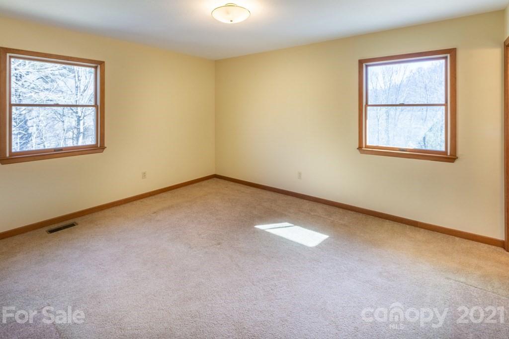 135 Monroe Buchanan Road Sylva, NC 28779 - Photo 10 of 42 Gallery Image 10