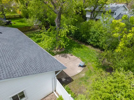 $419,900 | 852 East Anderson Drive, Palatine, IL 60074