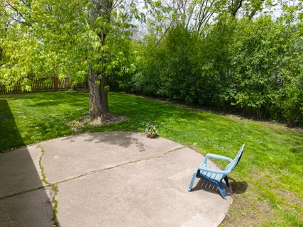 $419,900 | 852 East Anderson Drive, Palatine, IL 60074