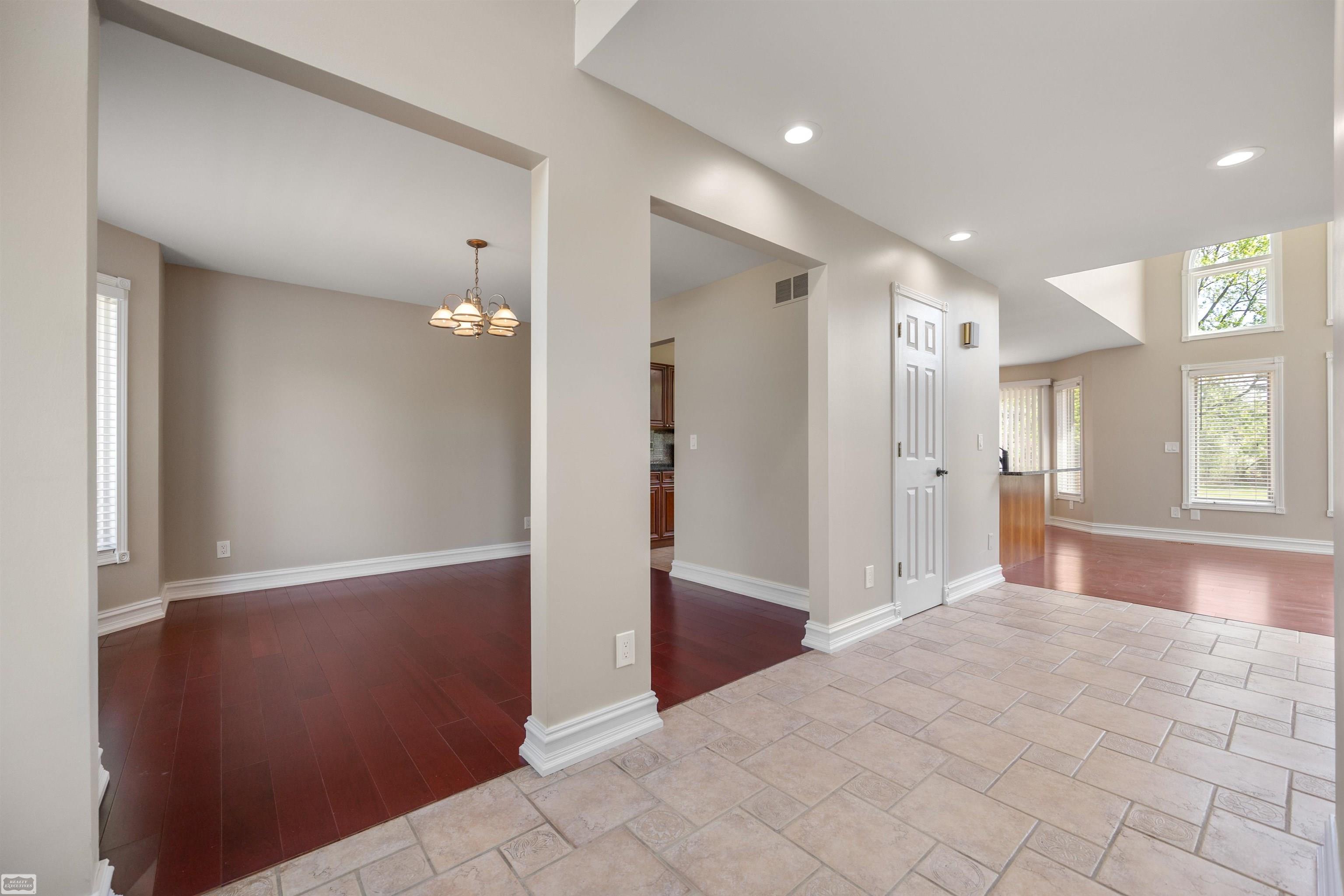 3129 Bendelow Road Rochester, MI 48307 - Photo 15 of 39