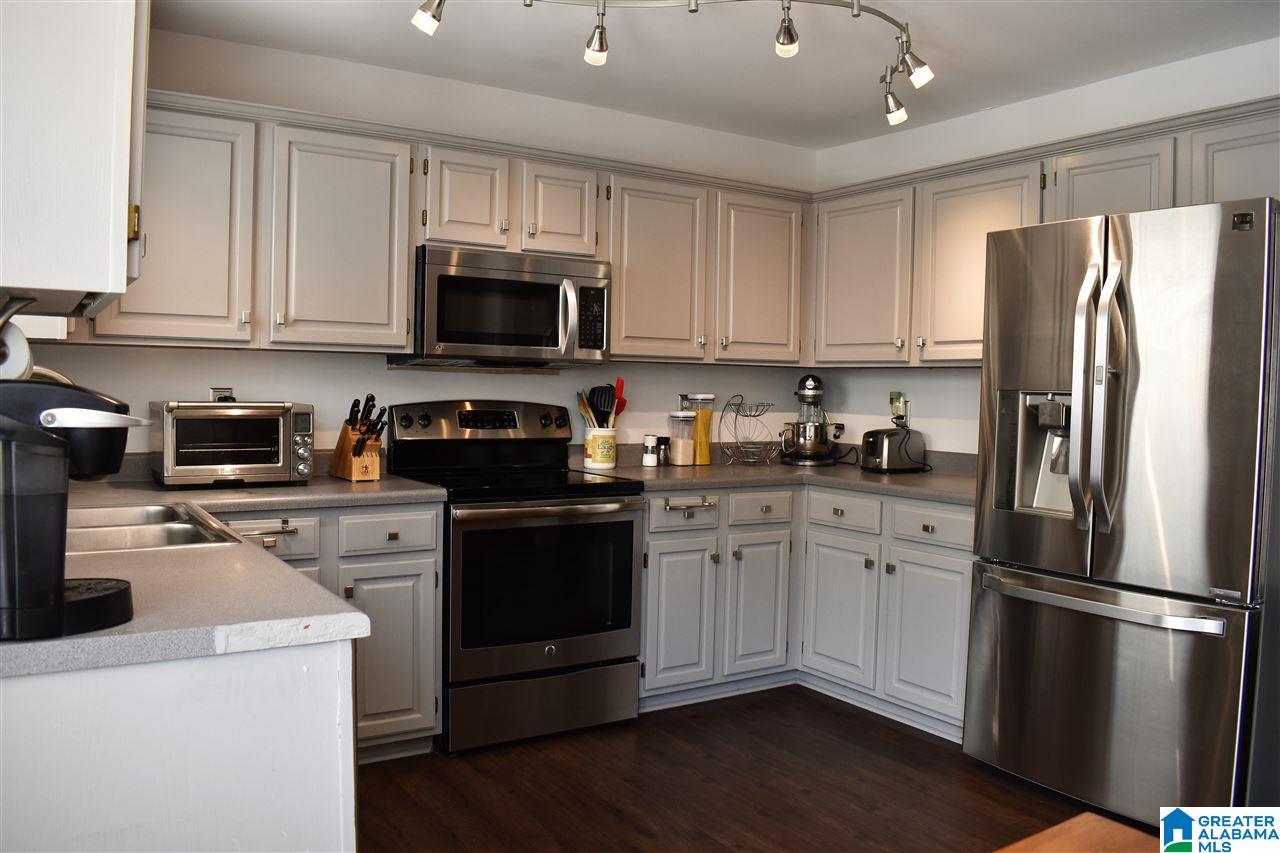 134 Park Place Circle Alabaster, AL 35007 - Photo 5 of 17