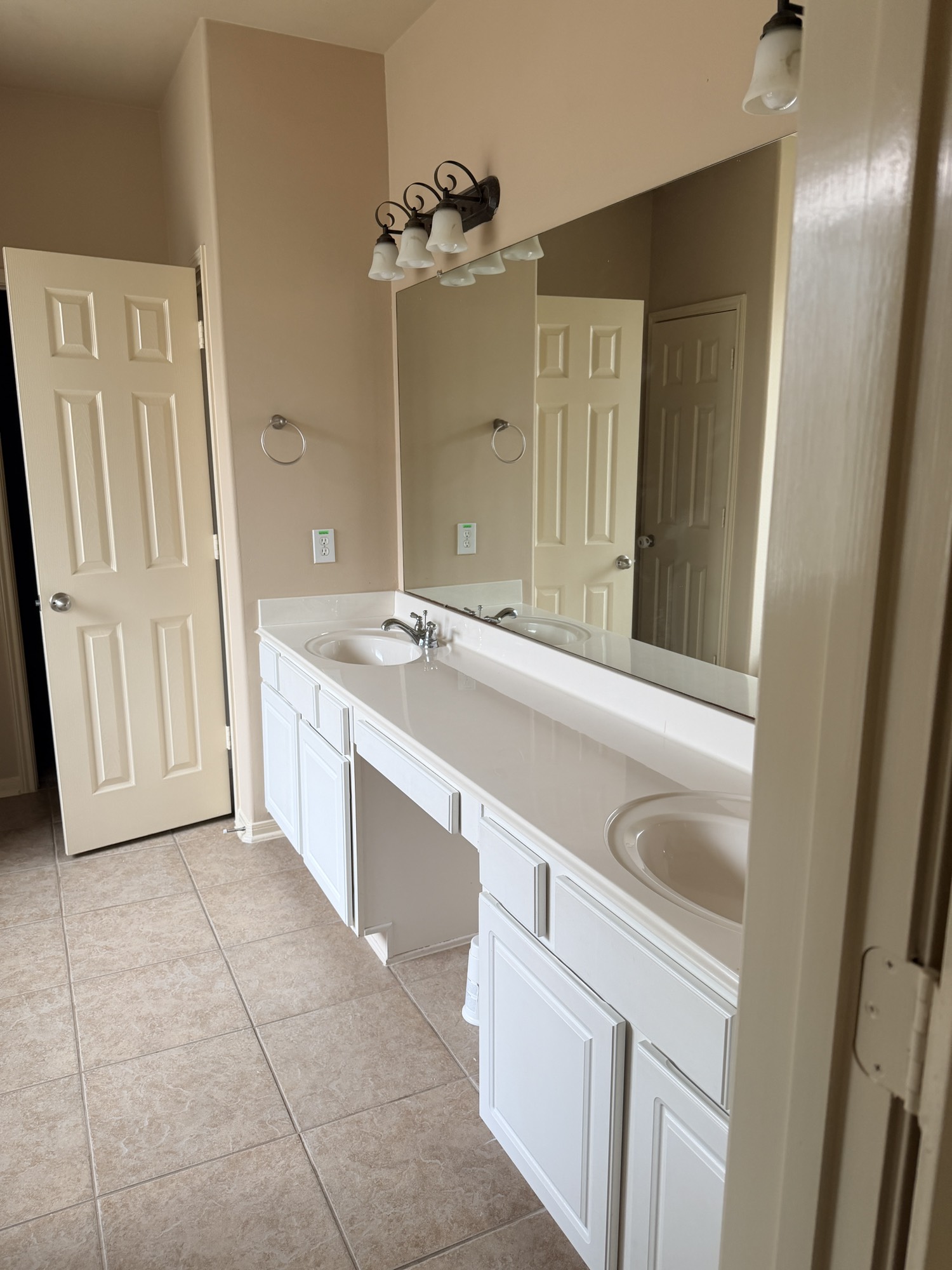 4 Palmdale Lane Manvel, TX 77578 - Photo 4 of 7