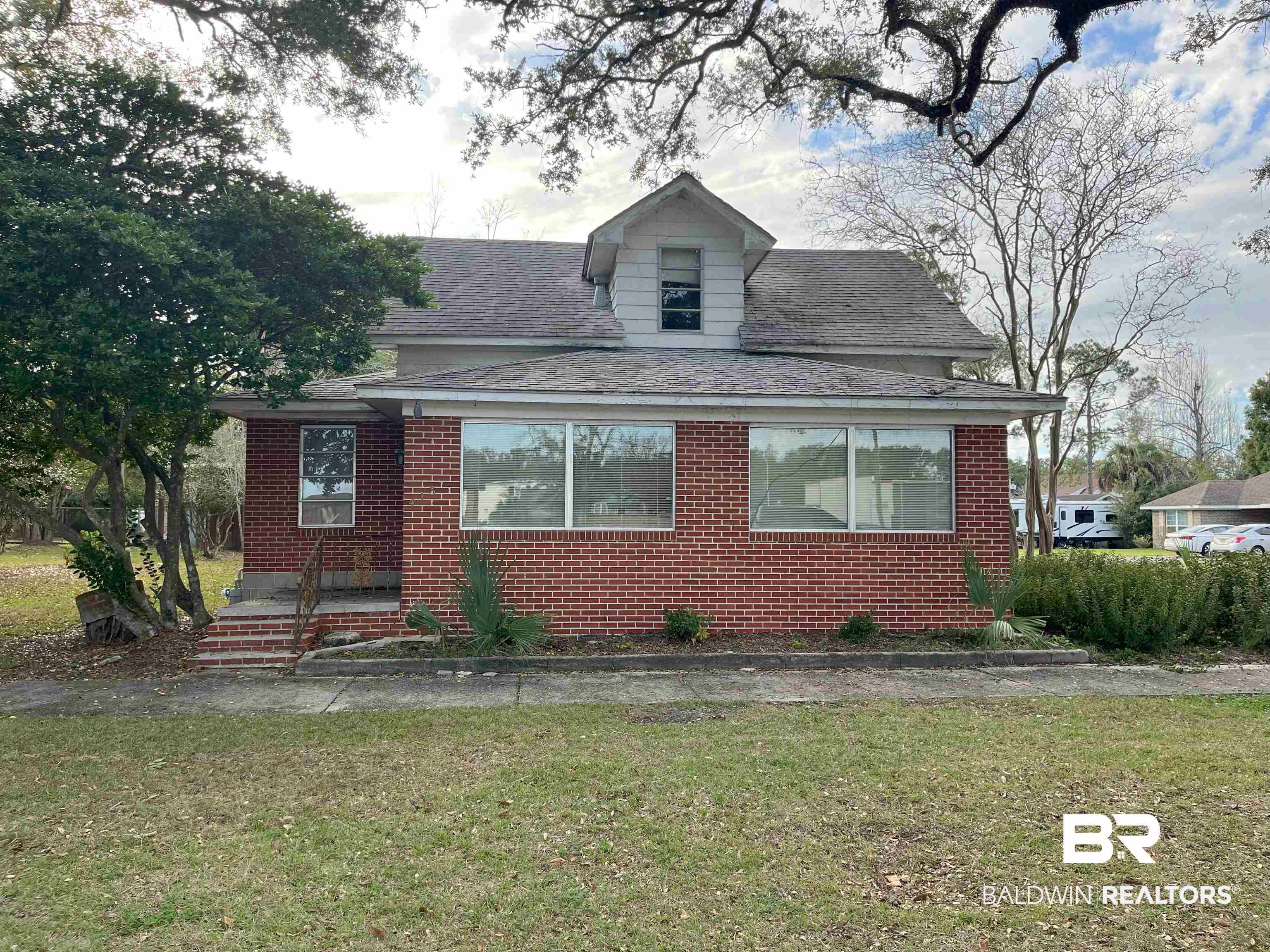 413 North Alston Street Foley, AL 36535 - Photo 3 of 18 Side East
