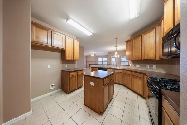 $325,000 | 6007 Wilcox Point Drive, Spring, TX 77388