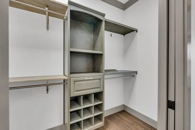 a view of walk in closet