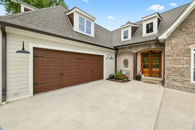 $949,000 | 1671 Golf Lane, Livingston, TN 38570