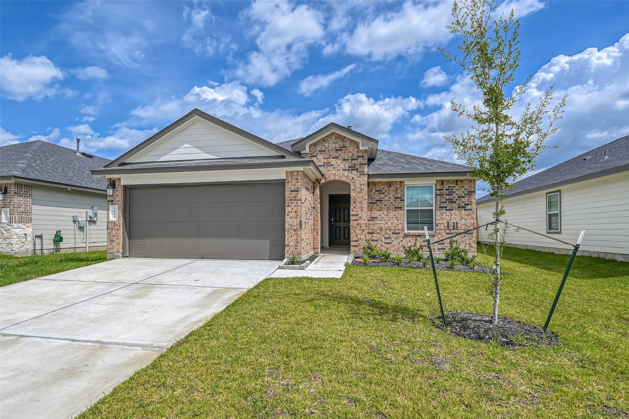 7531 Cynomys Court Rosharon, TX 77583 - Photo 5 of 49