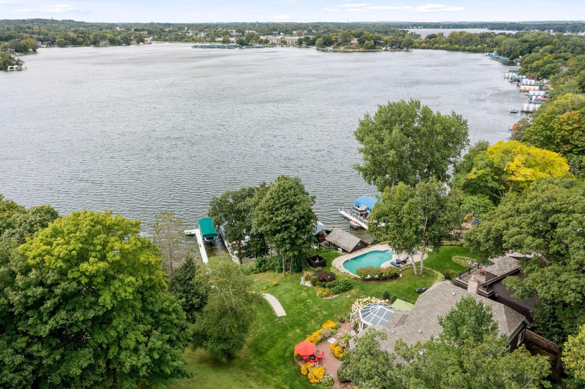 5180 St Albans Bay Road Excelsior, MN 55331 - Photo 8 of 15