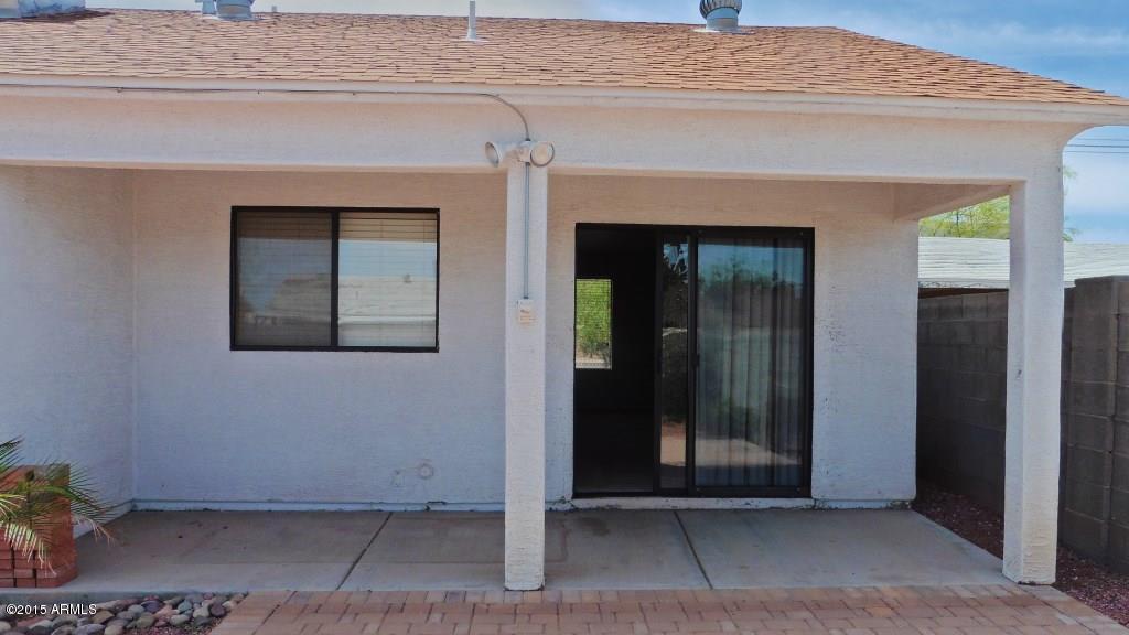 2558 East Roeser Road Phoenix, AZ 85040 - Photo 18 of 27 2558 E Roeser Rd Phx 23